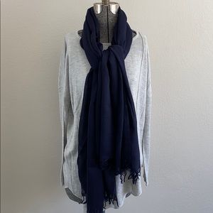 BANANA REPUBLIC Navy Chevron Scarf